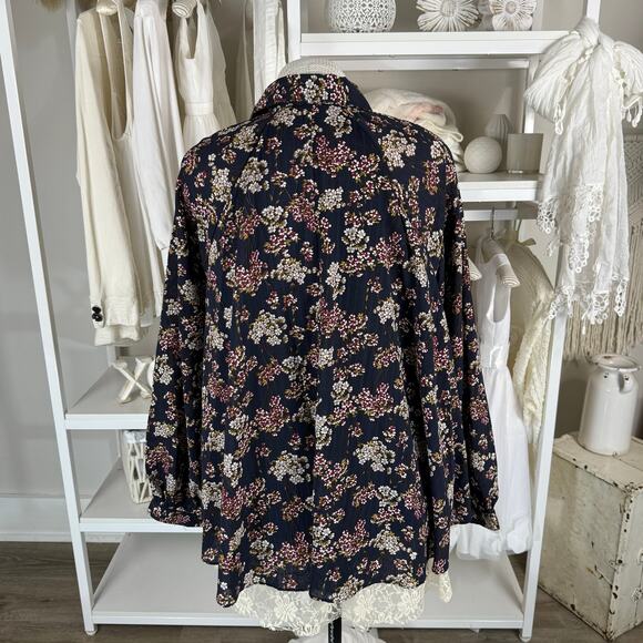 Umgee Women's Size L Black Floral Flowy Button Up Blouse w/ Lace Trim  3464 - Picture 3 of 10